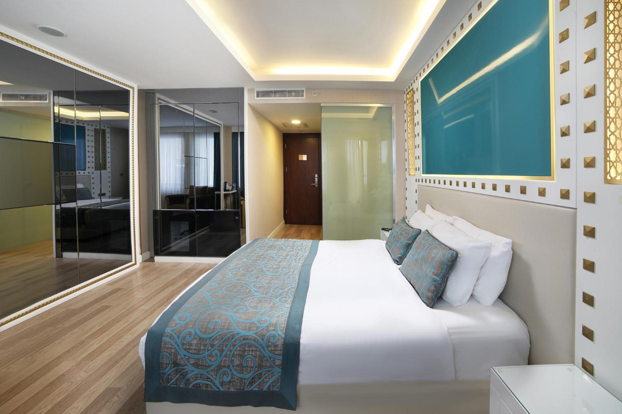 Great Fortune Hotel & Spa Istanbul Luaran gambar A room at the hotel